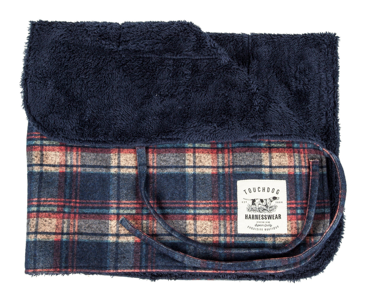 Touchdog ® 2-In-1 Tartan Plaid Dog Jacket and Matching Reversible Dog Mat