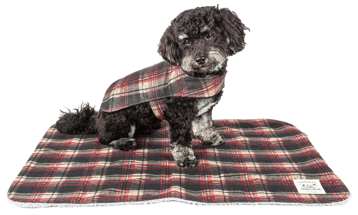 Touchdog ® 2-In-1 Tartan Plaid Dog Jacket and Matching Reversible Dog Mat